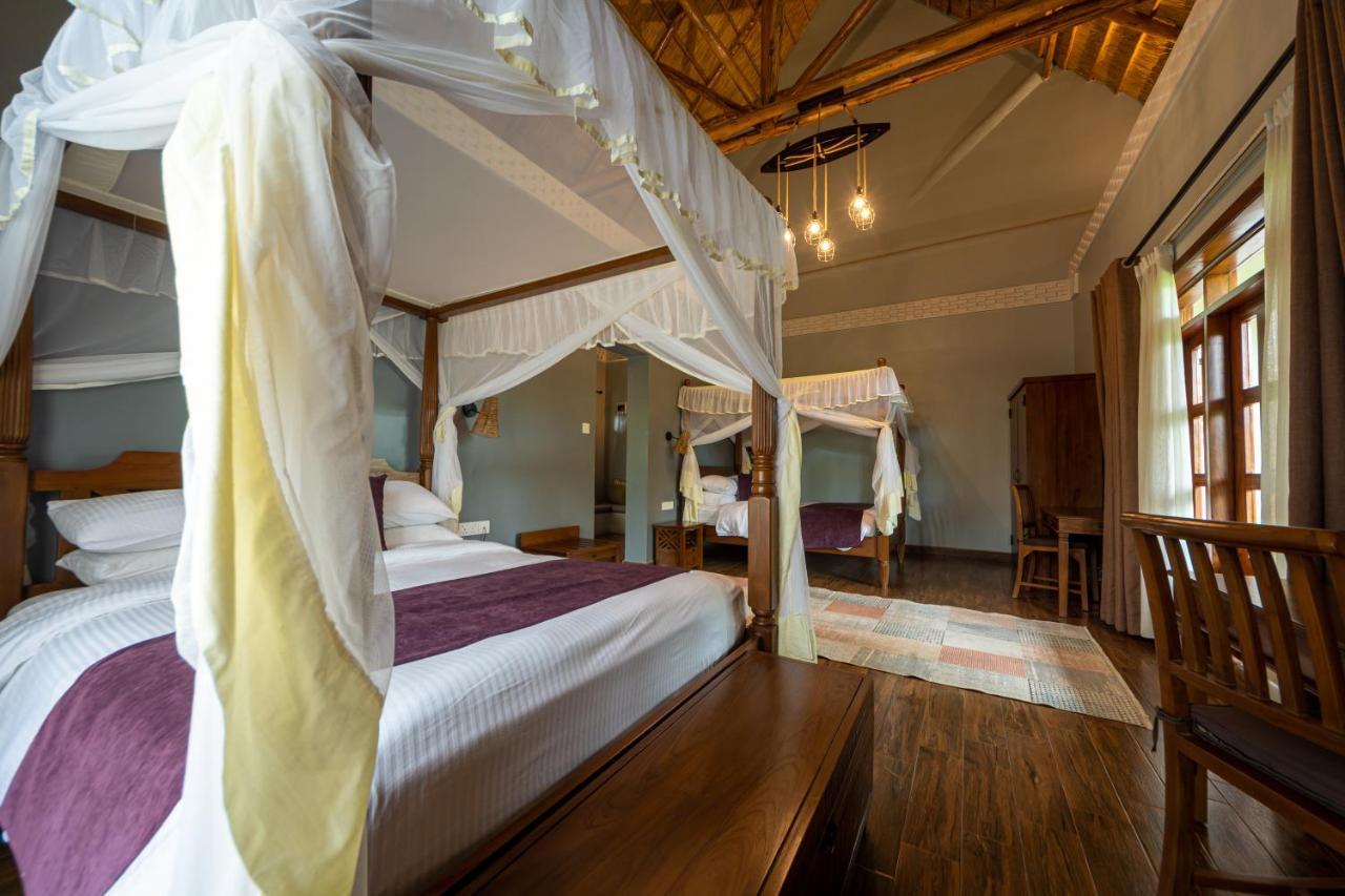 Emburara Farm Lodge Mbarara Esterno foto