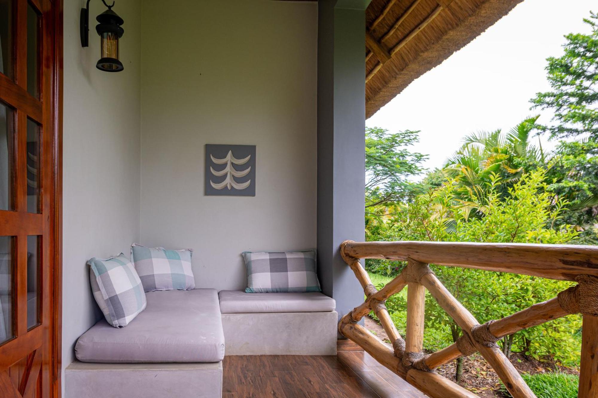 Emburara Farm Lodge Mbarara Esterno foto