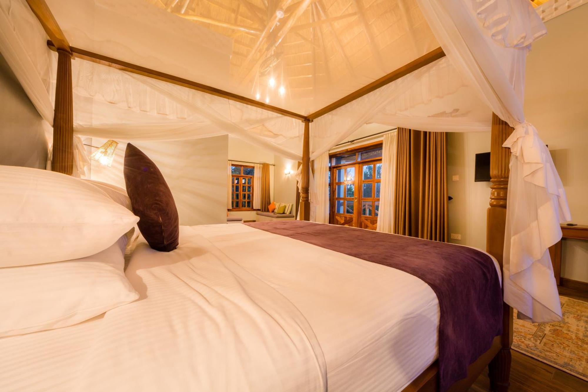Emburara Farm Lodge Mbarara Esterno foto