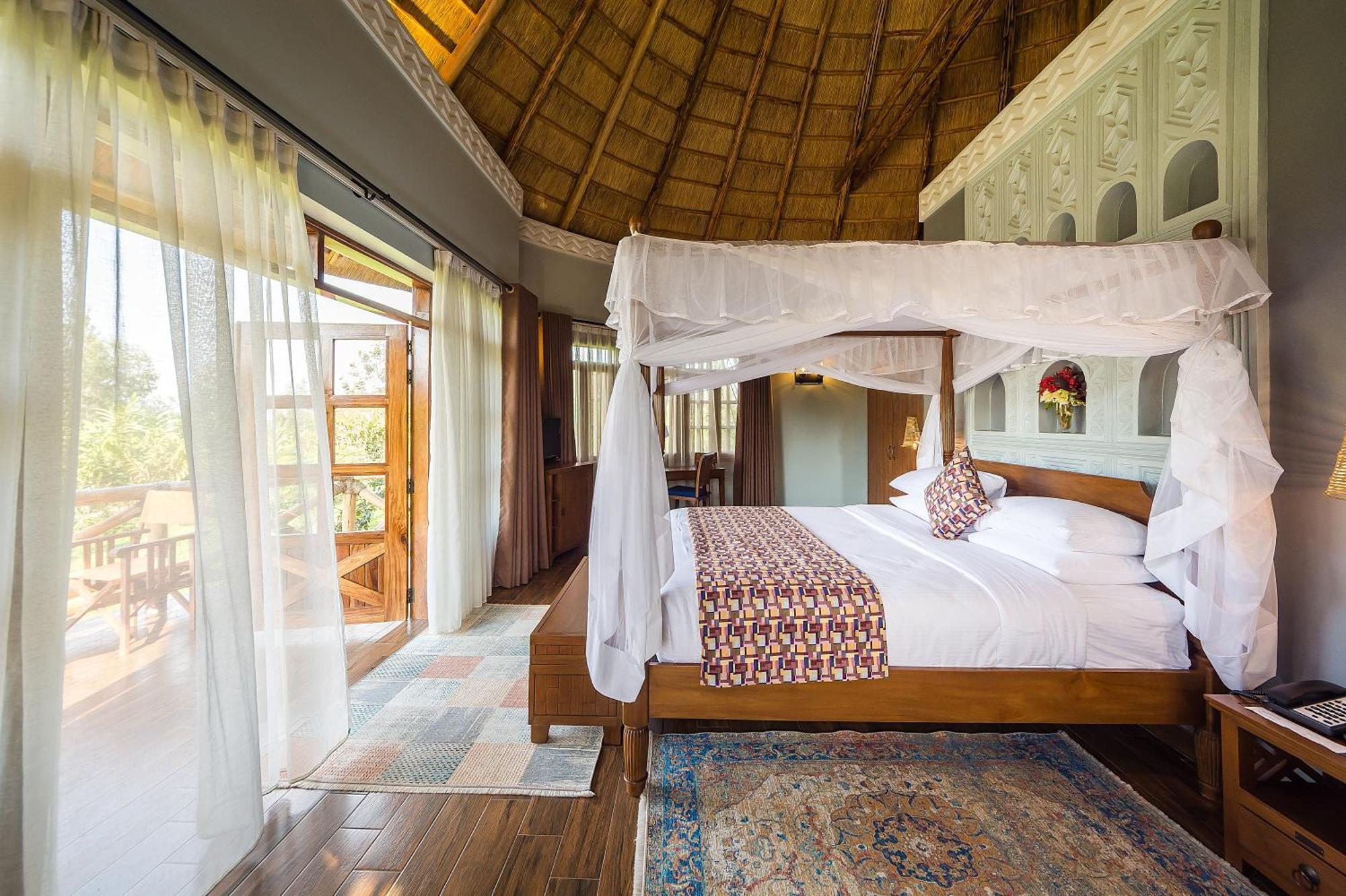 Emburara Farm Lodge Mbarara Esterno foto