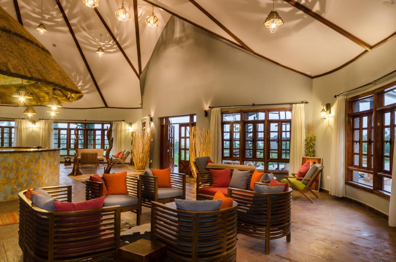 Emburara Farm Lodge Mbarara Esterno foto