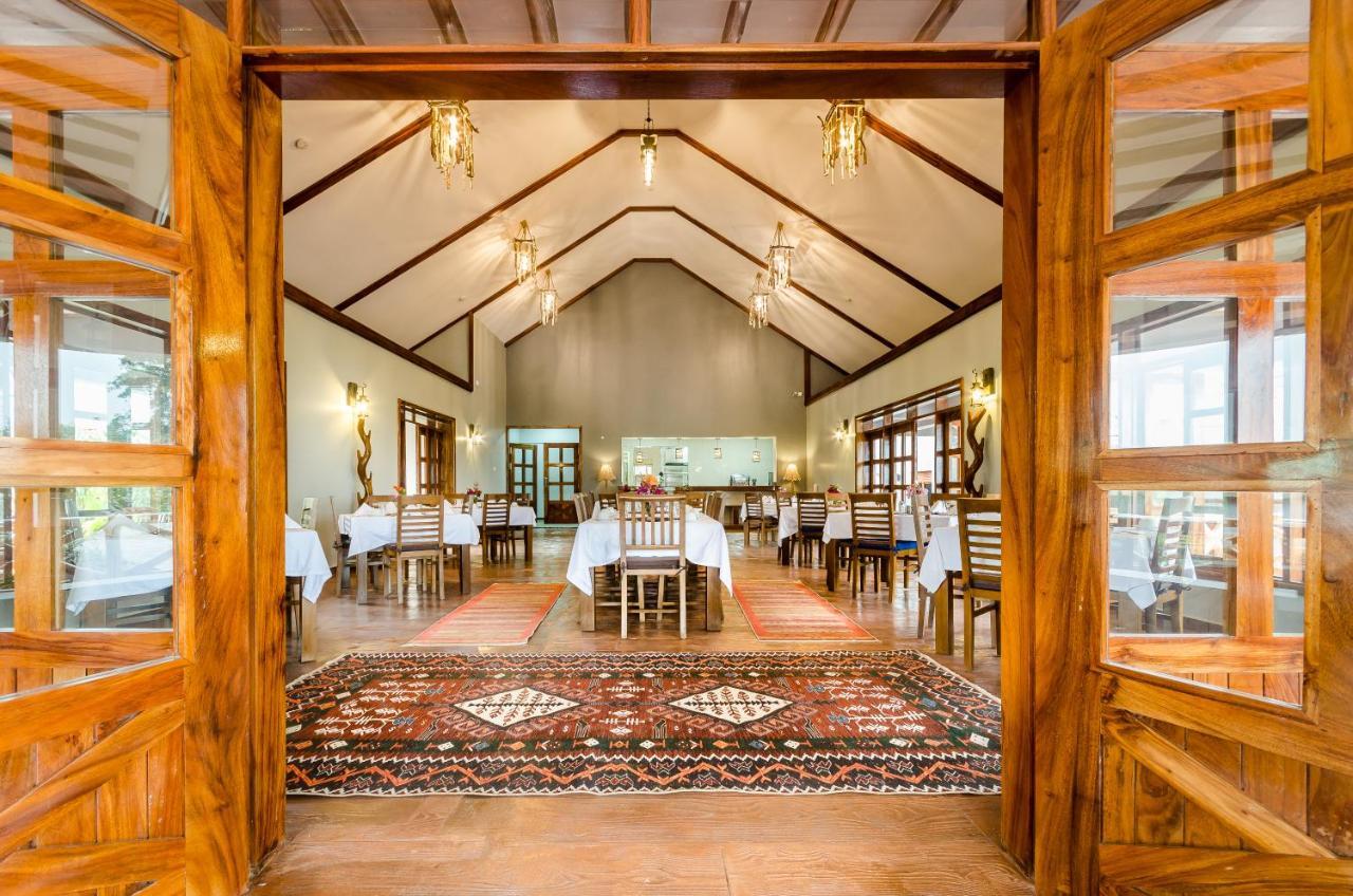 Emburara Farm Lodge Mbarara Esterno foto