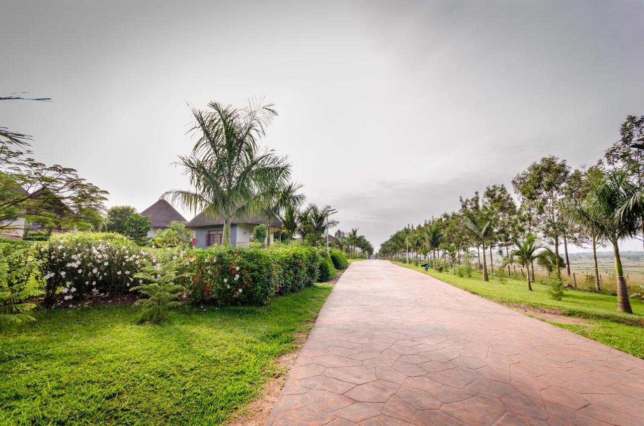 Emburara Farm Lodge Mbarara Esterno foto