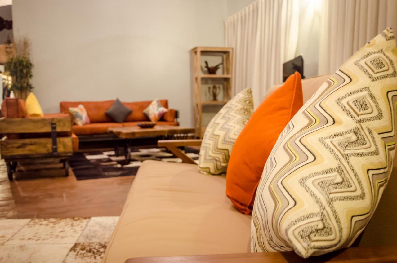 Emburara Farm Lodge Mbarara Esterno foto