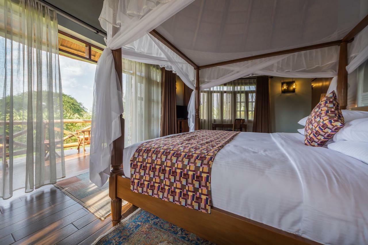 Emburara Farm Lodge Mbarara Esterno foto