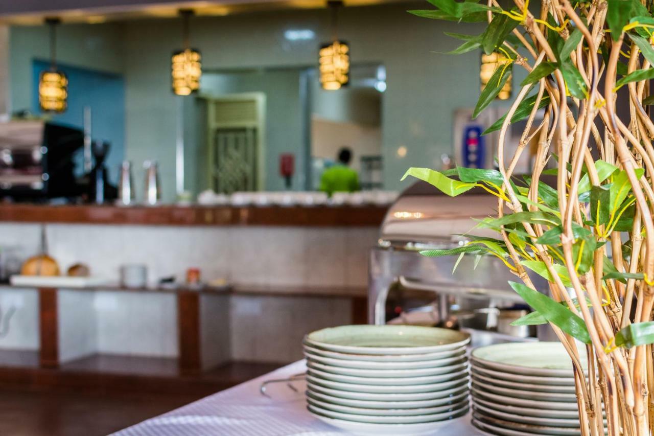 Emburara Farm Lodge Mbarara Esterno foto